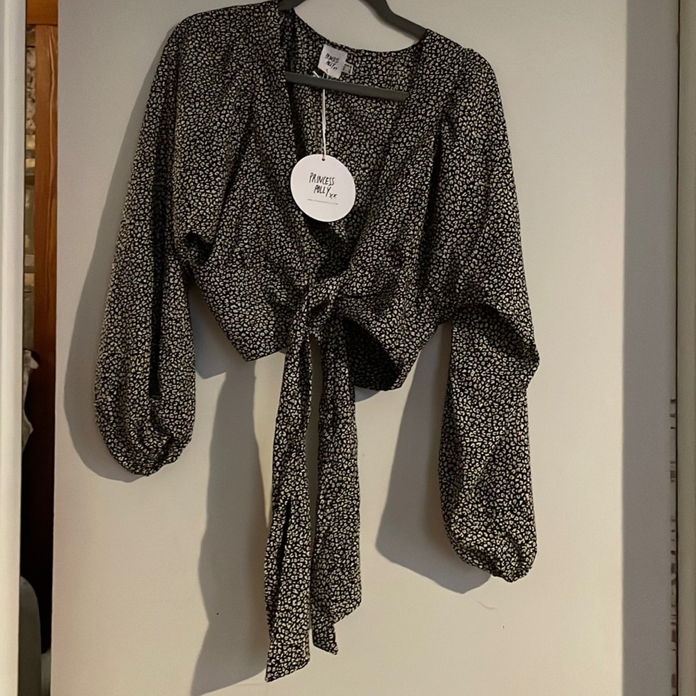 Princess Polly tie top. New w tags